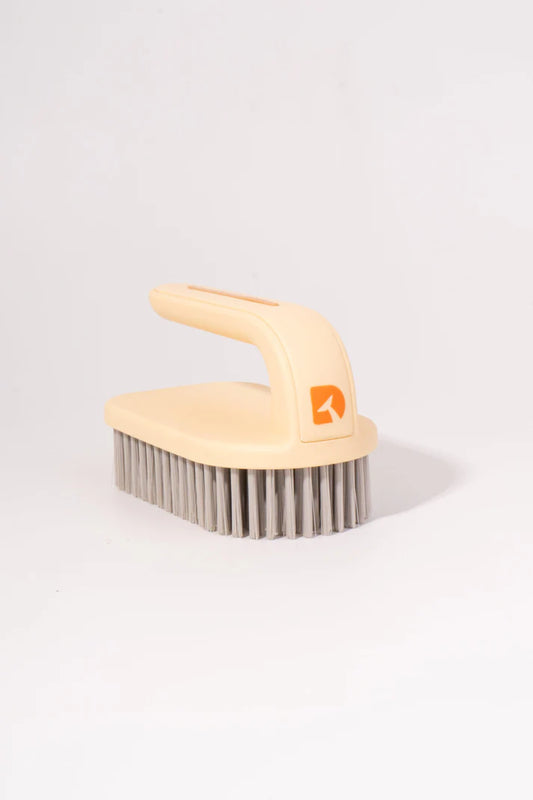 Ergonomic Brush