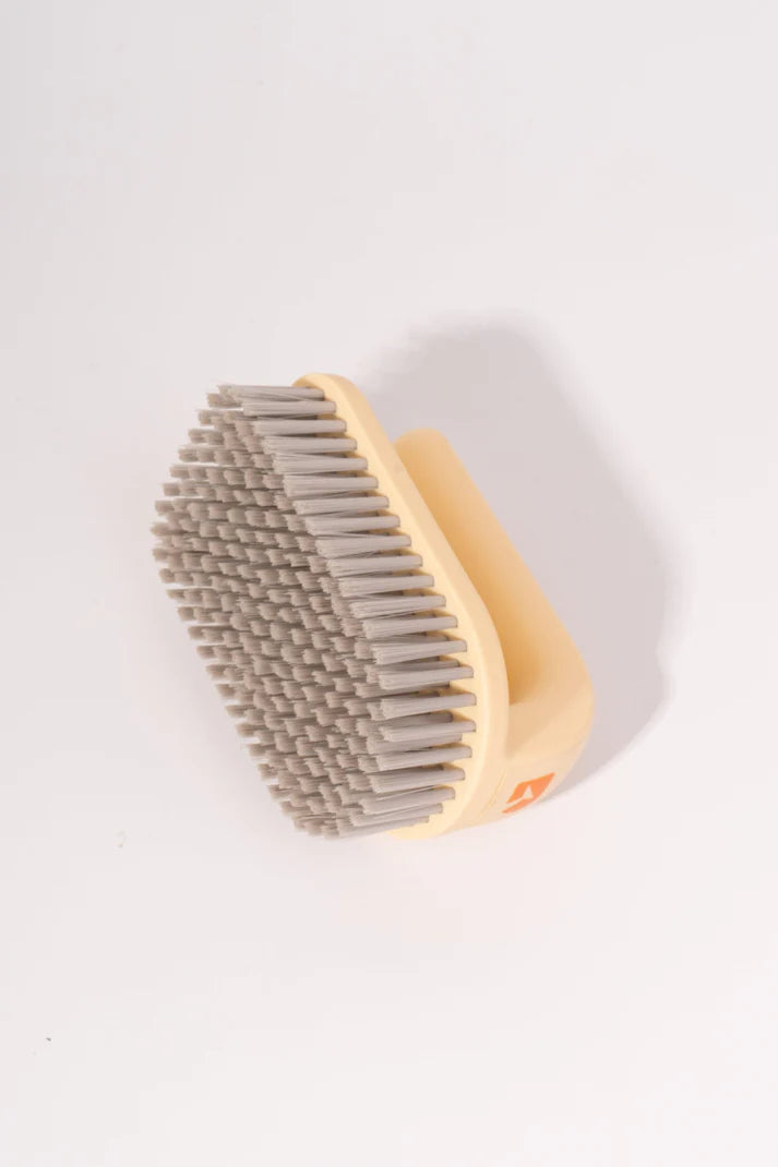 Ergonomic Brush