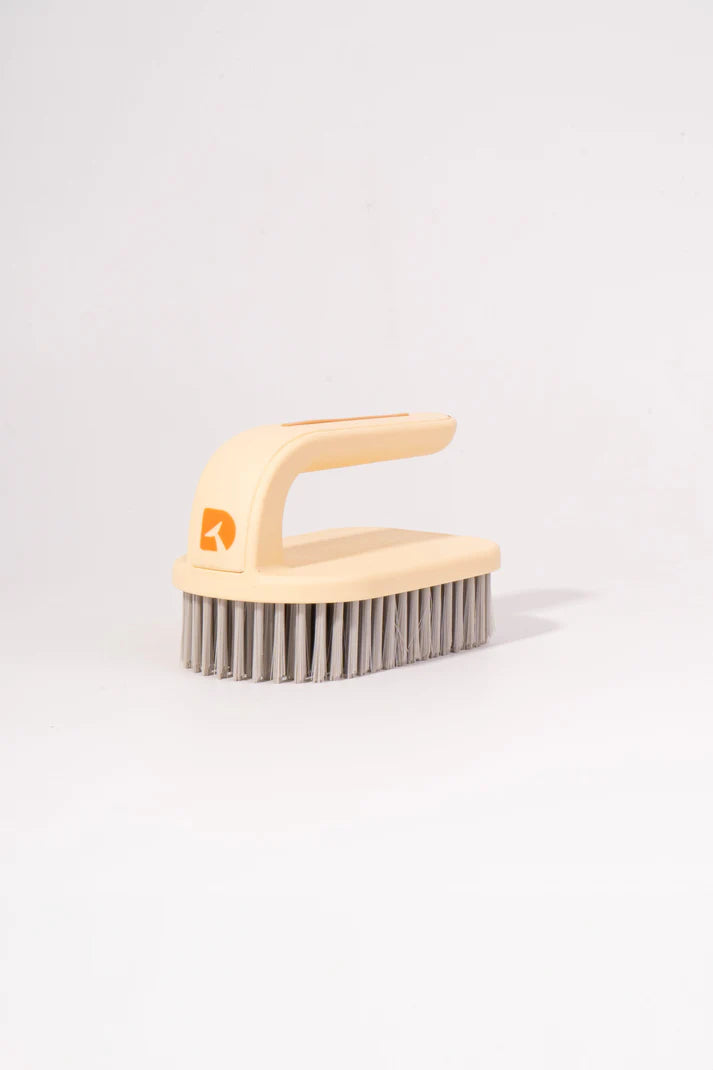 Ergonomic Brush